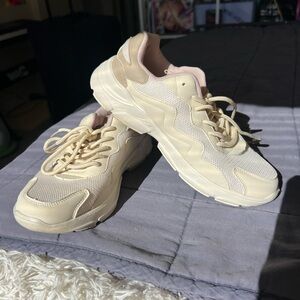 SHEIN women’s beige chunky Sneakers